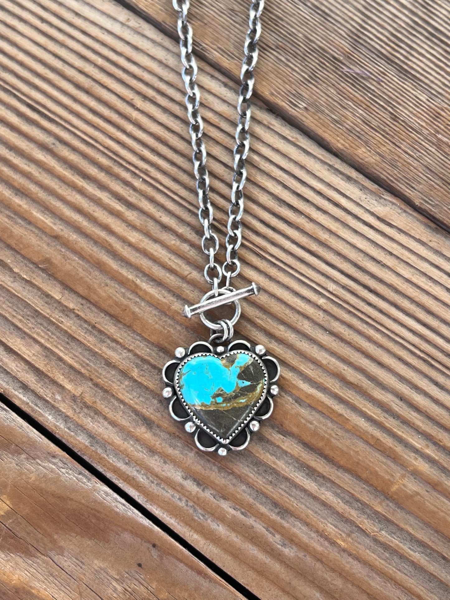 Scalloped Heart Toggle Pendant