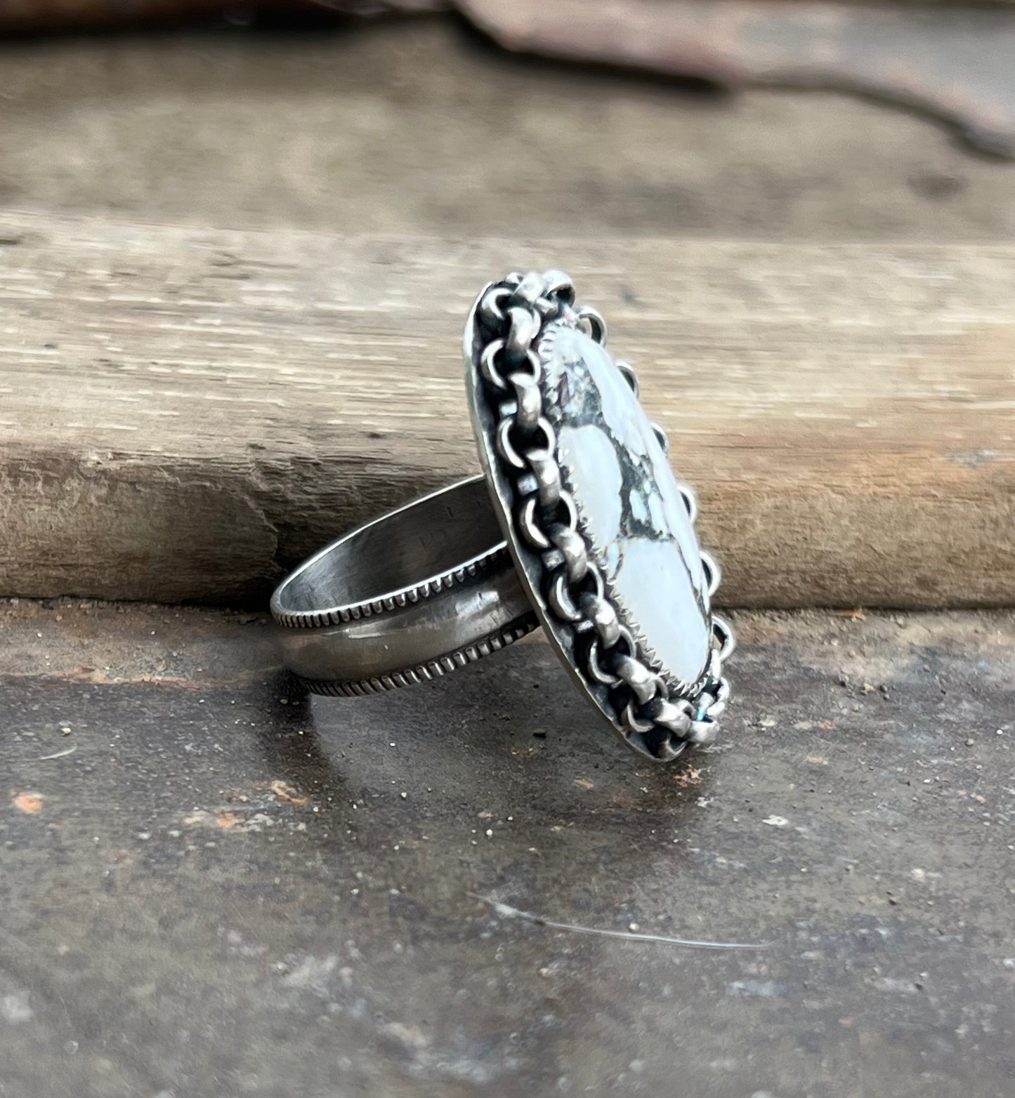 White Buffalo Chain Edge Ring